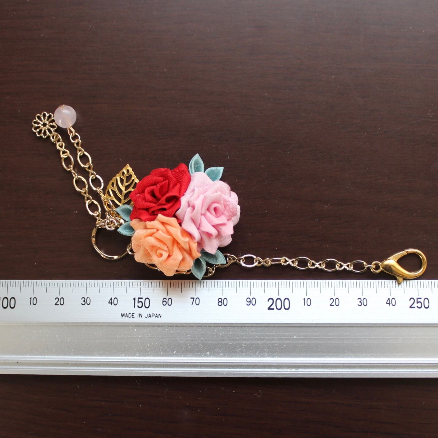 薔薇のバッグチャーム │ 帯留め │ コサージュ │ ブローチ │ ヘア