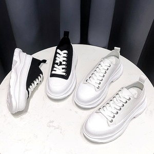 ダッド スニーカー 厚底 シンプル バイカラー かわいい 韓国 黒 靴 くつ クツ シューズ 靴 くつ クツ レディースシューズ 歩きやすい 履きやすい 走れる ボーイッシュ ラフ ピンク 10代 20代 30代 学生 通学 デート お出かけ 公園デビュー 旅行 トレンド 流行 インスタ映え スタイルアップ