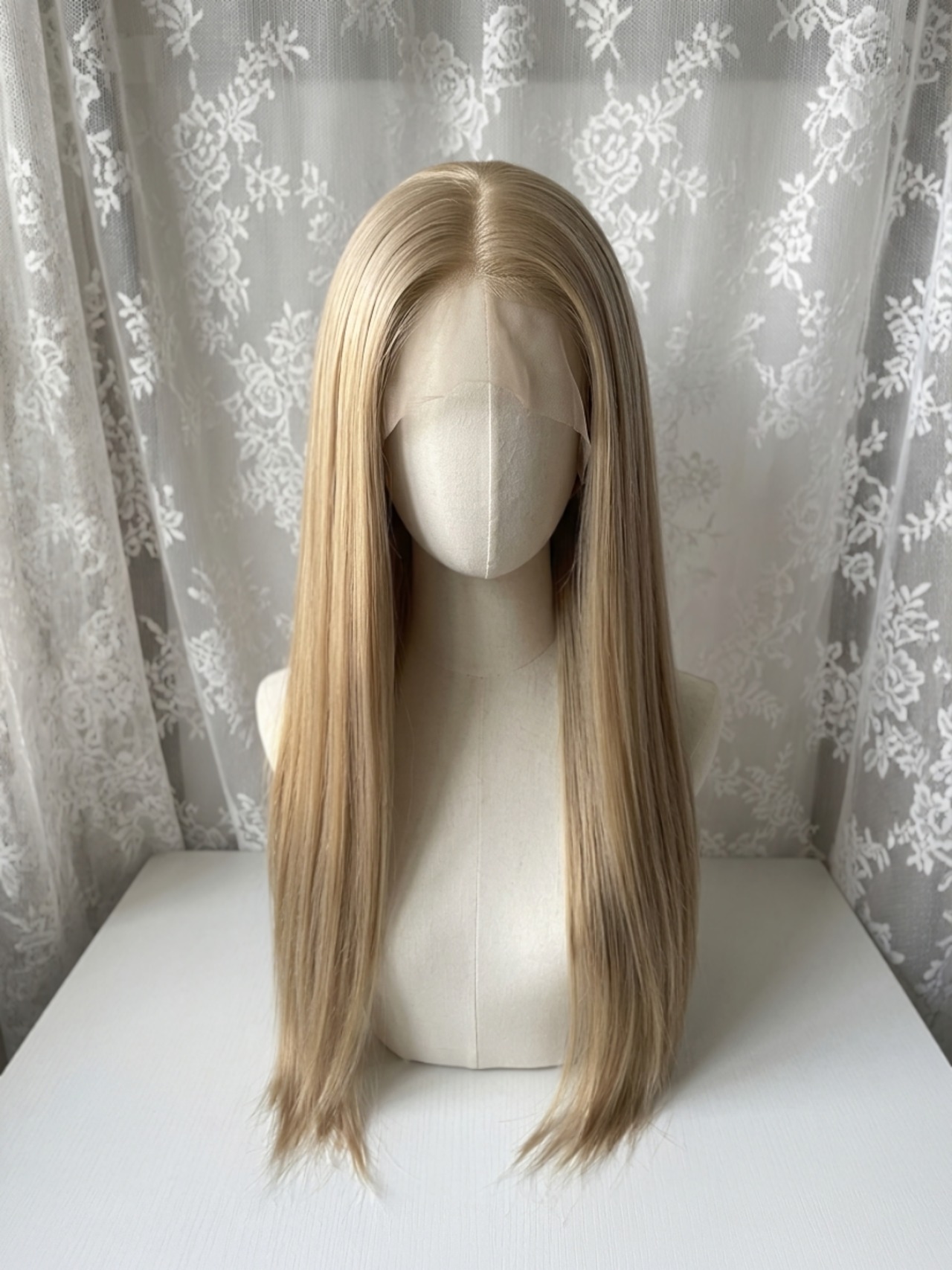 Premium - Vanilla Silk【商品番号 2018】大型フロントレース