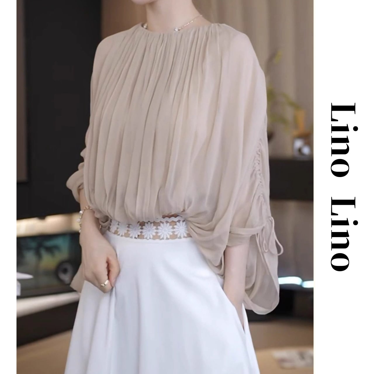 Gathered Cropped Long Sleeve Blouse L00805