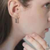 6/6(金)21時新作発売*stainless square dot pierce