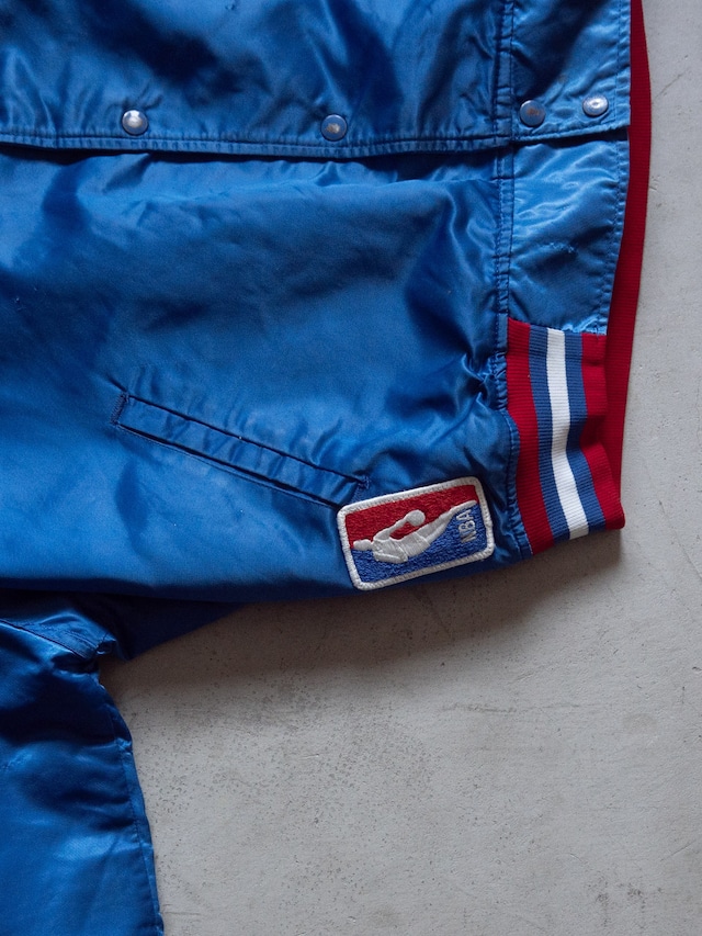 "Detroit Pistons" '90s vintage Starter nylon satin jacket
