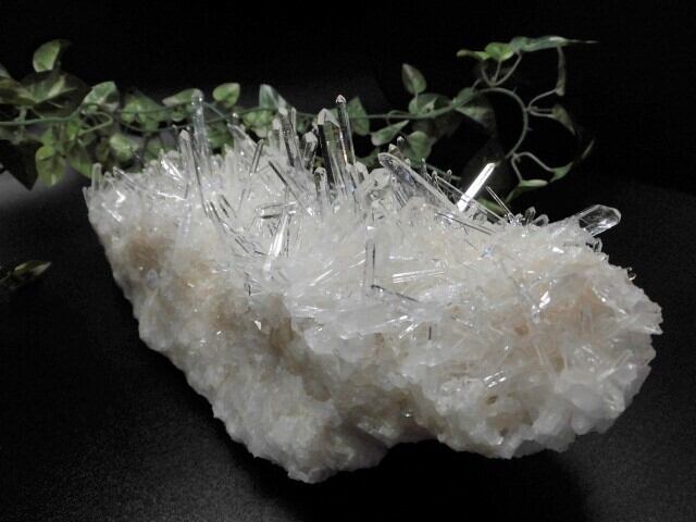 【送料無料】【最高品質】コロンビア サンタンデール産水晶クラスター2.5kg