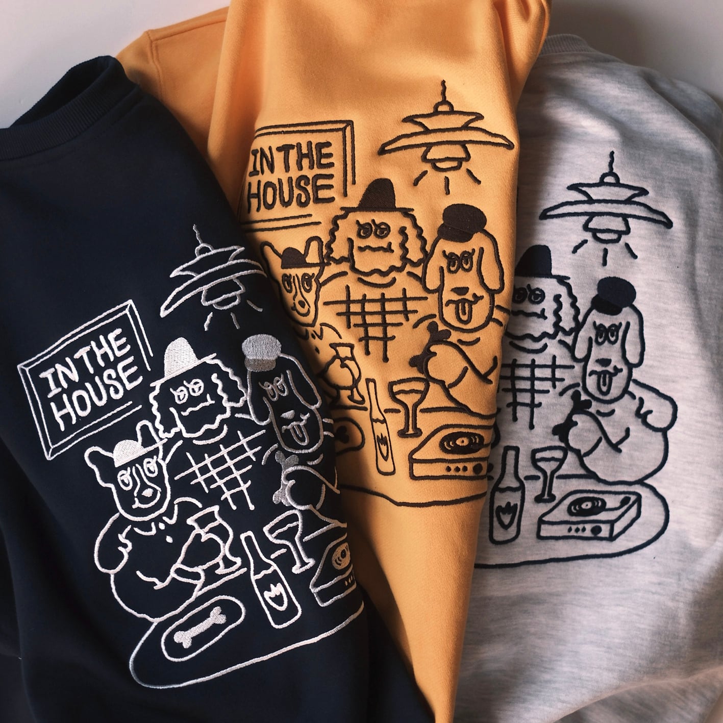 IN THE HOUSE Crewneck sweatshirt