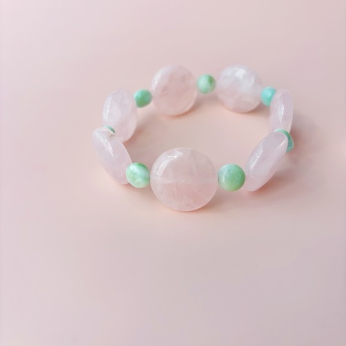 春は大人もワクワクキラキラときめいて！桜カラーの大ぶりパワーストーンブレスレット<ローズクォーツ×エンジェライト>