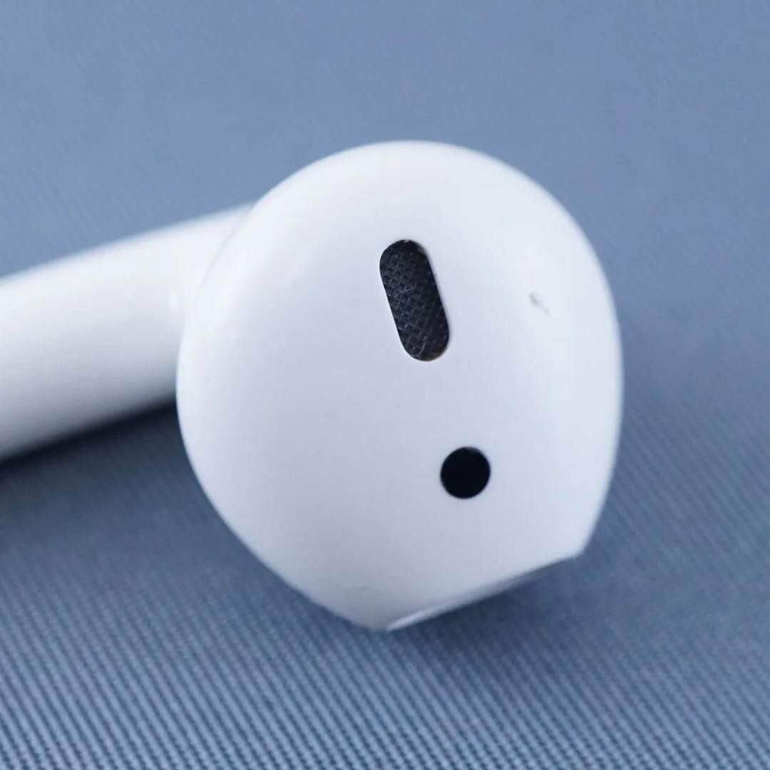 美品 エアーポッズ AirPods 第二世代 L 左耳のみ 片耳