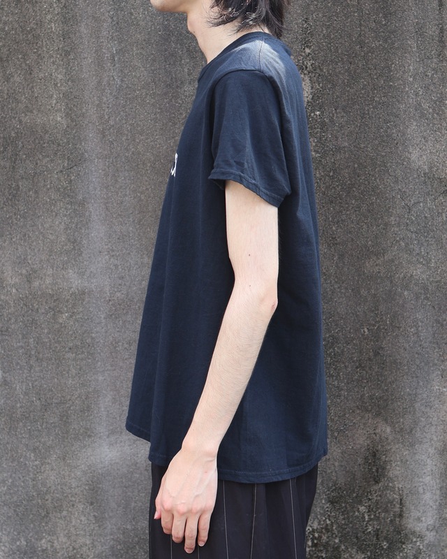 short length front print t-shirt