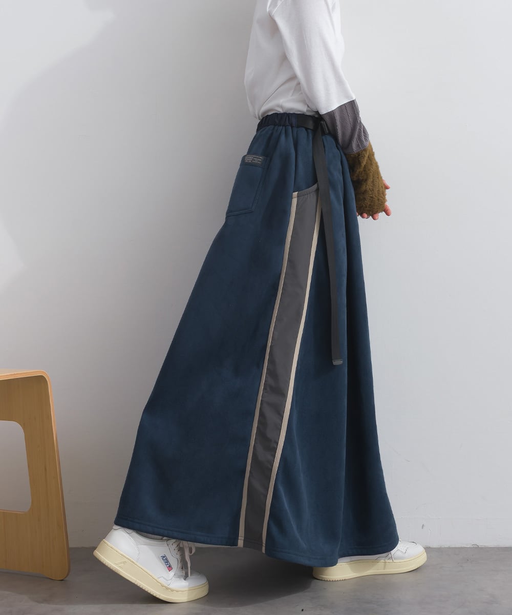 新品未使用タグ付き  サイドラインスカート ネイビー K54018 フェイクスエード配色ラインスカート / Faux Suede Contrast