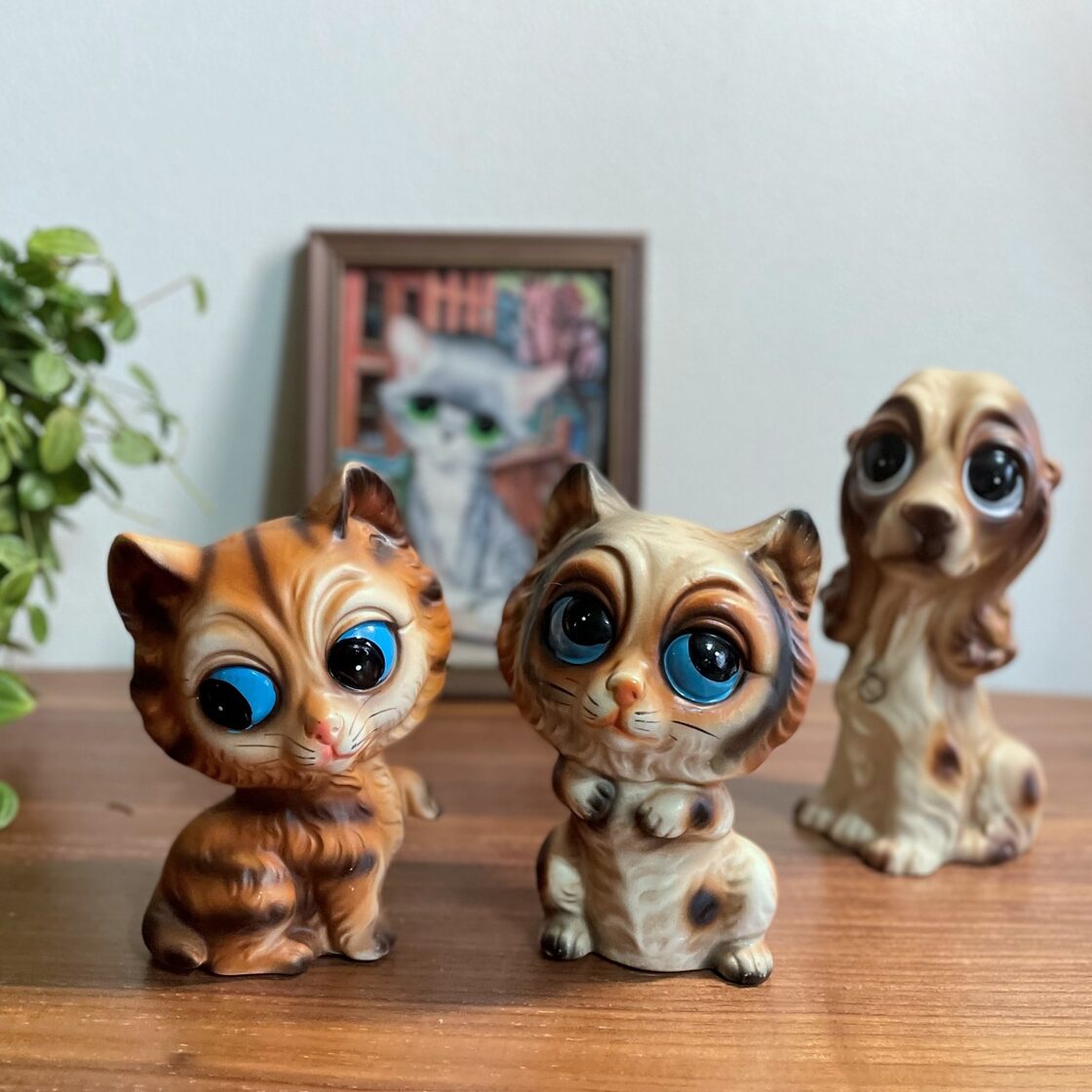 ビンテージ ビッグアイ 猫のフィギュリン / Vintage Big Eyes Cat 