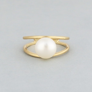 Double band pearl ring