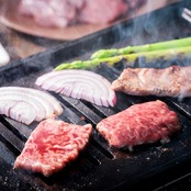 【4等級以上】特選千屋牛 カルビ焼肉 (300g)