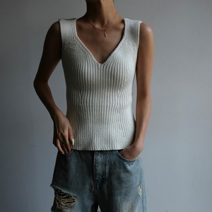 BACK W LINE KNIT TANK / IVR
