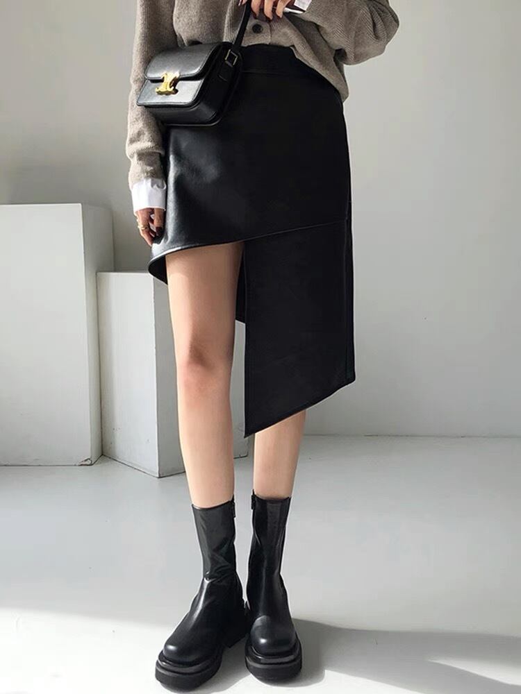 side design leather skirt