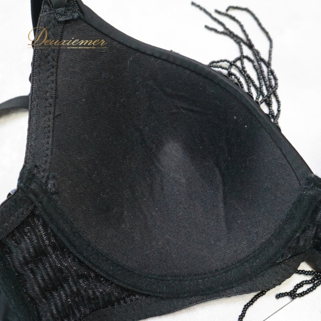 ベリーダンス オリエンタル 衣装 トップス ベルト セット ブラック系 スパンコール ビーズ 黒 金 フリンジ キラキラ 華やか かわいい ダンス衣装 イベント ステージ かっこいい 豪華 装飾 ゴールド系