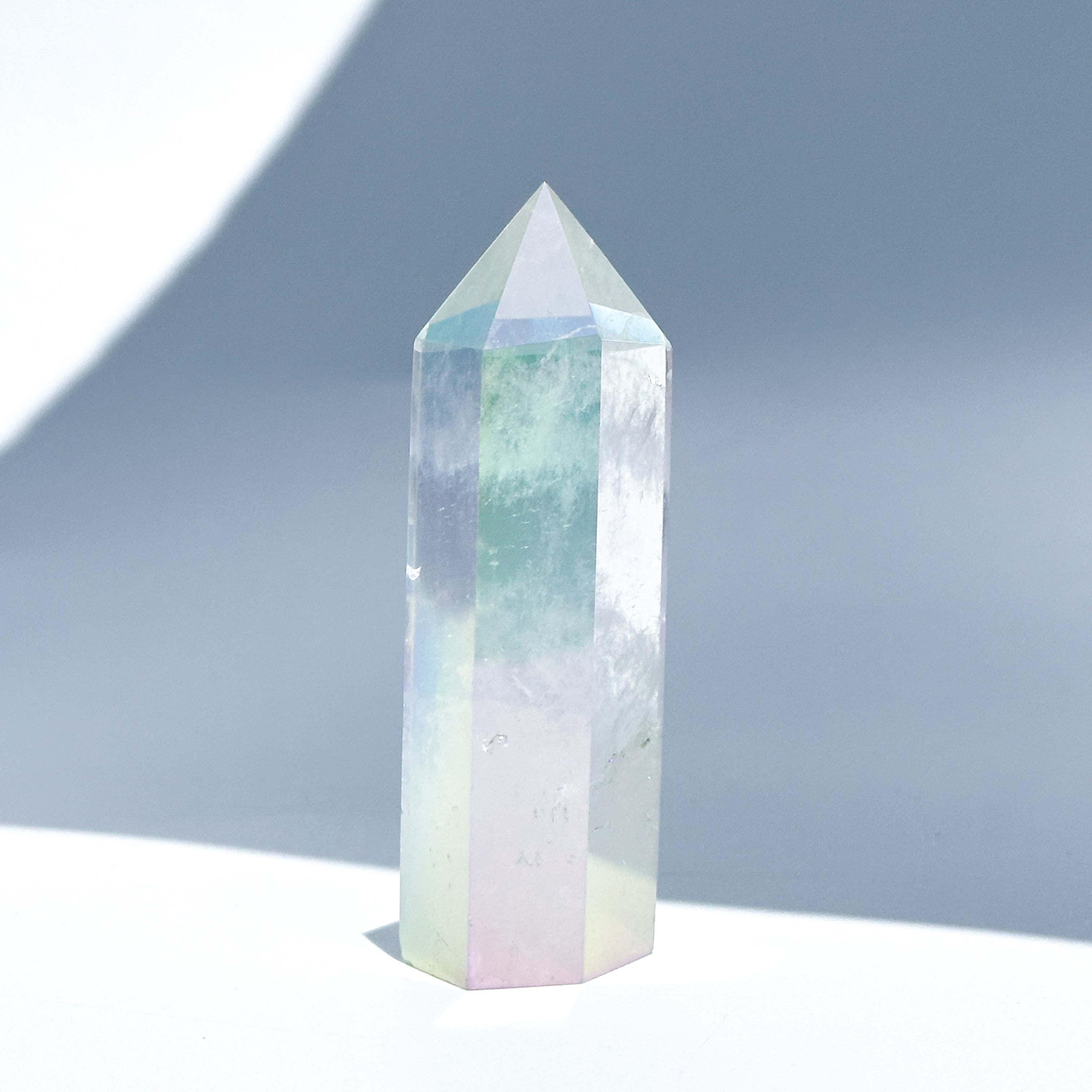 透明感◎エンジェルオーラクォーツ タワー 04◇ Angel Aura Quartz ◇天然石・鉱物・パワーストーン・インテリア
