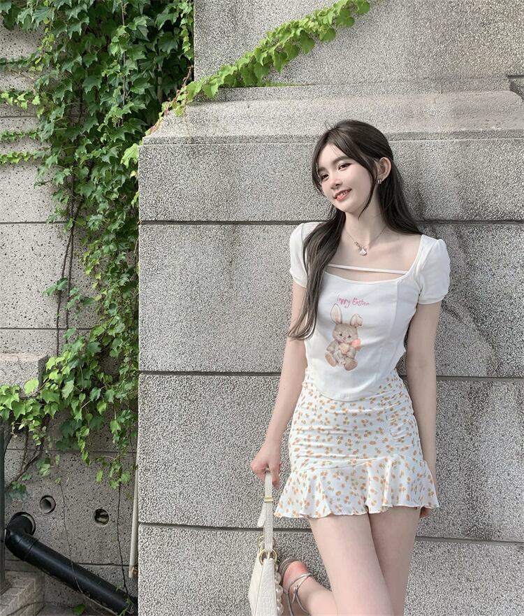 Tシャツ サマーホワイトショートトップス 大人ガーリー スウィート キュート カジュアル 夏物 ピュア ブラックストロベリース80960792403