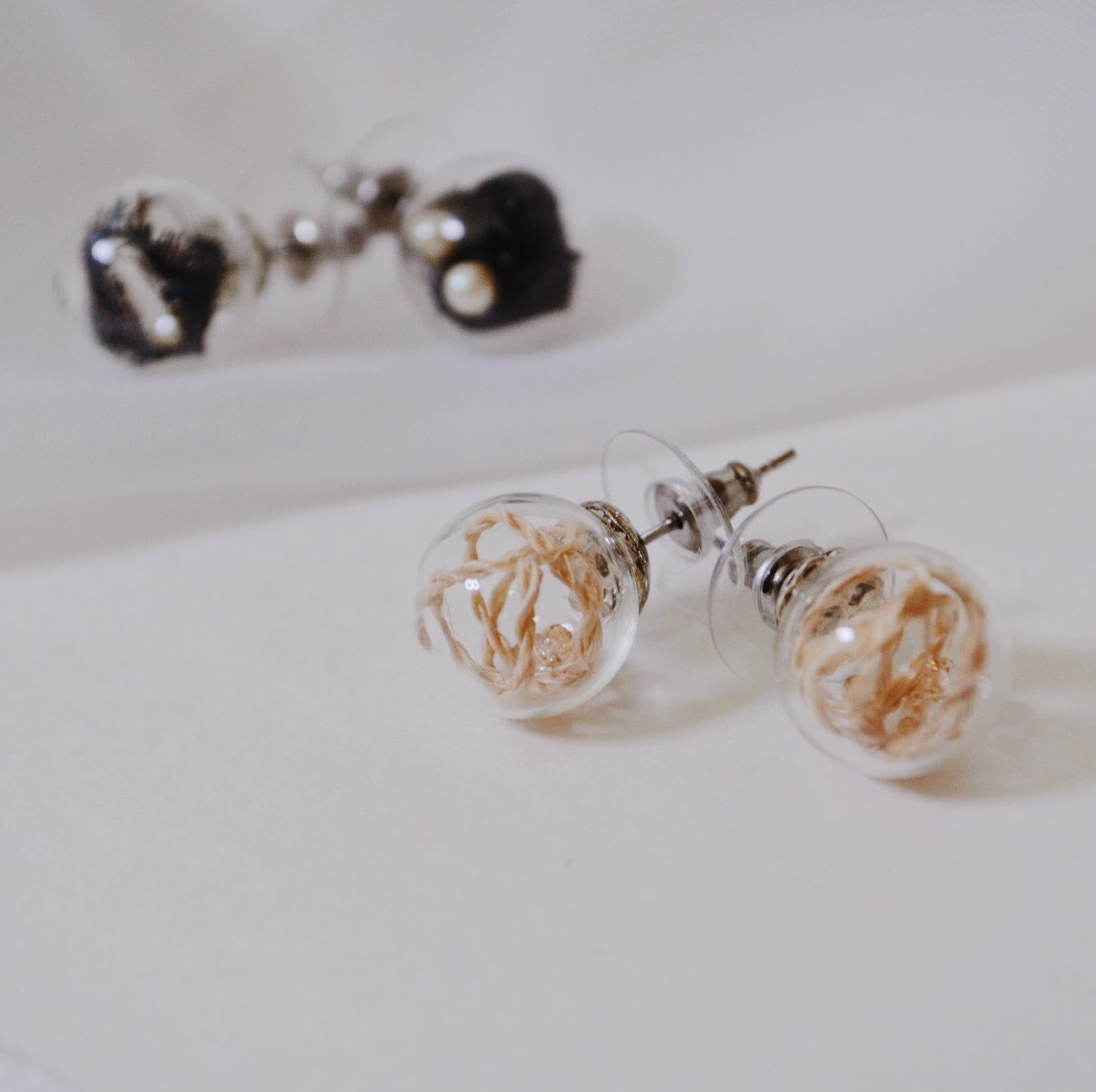 【153】茜色のピアス／イヤリング／ガラスドーム 153】茜色のピアス／イヤリング／ガラスドーム