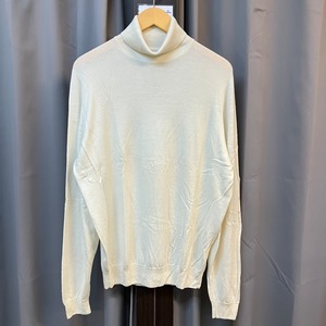 JOHN SMEDLEY  TURTLE NECK WOOL SWEATER OFF-WHITE《XL》