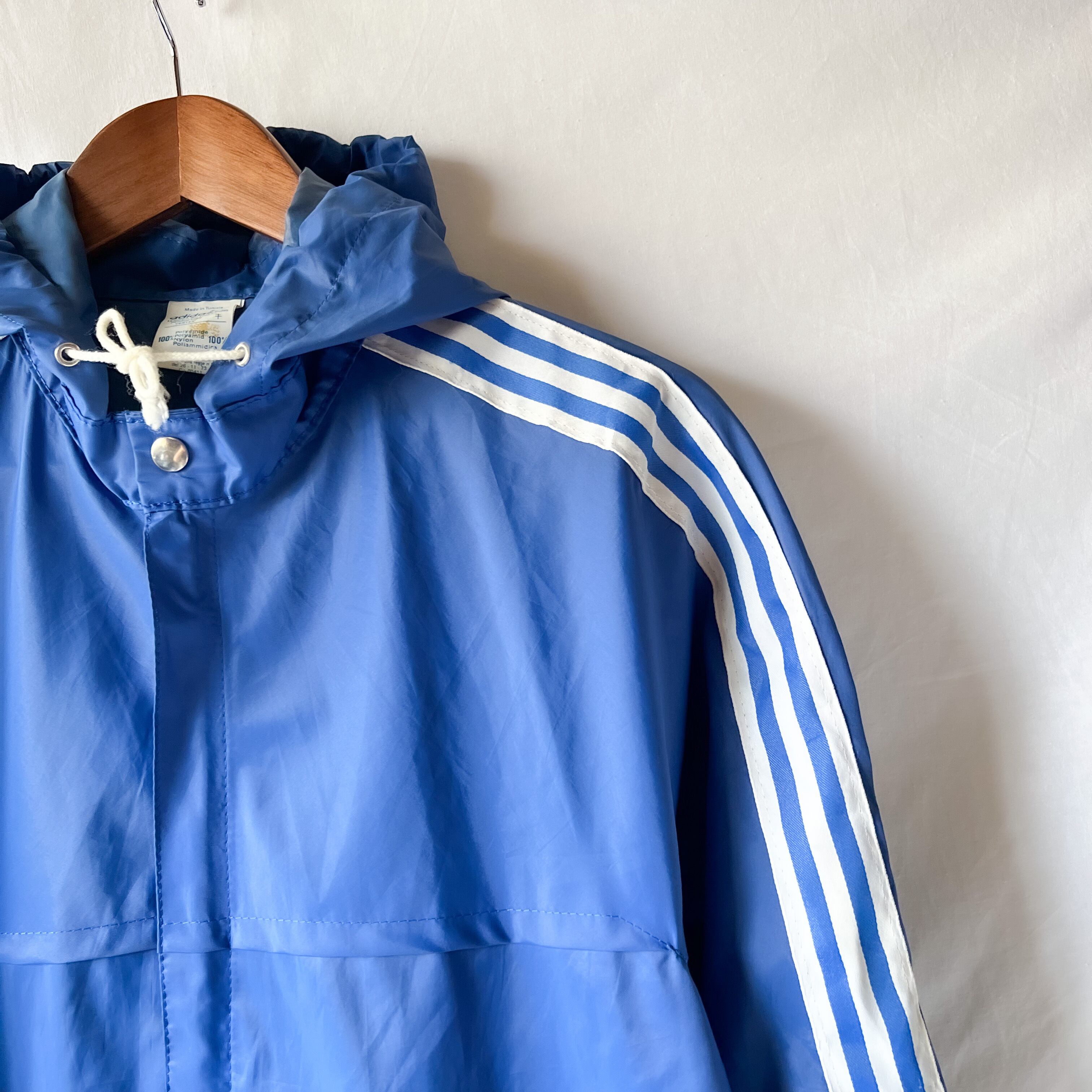70s “adidas” blue nylon hoodie jacket aileeジッパー VENTEX社 70s “adidas” blue nylon hoodie jacket aileeジッパー VENTEX社