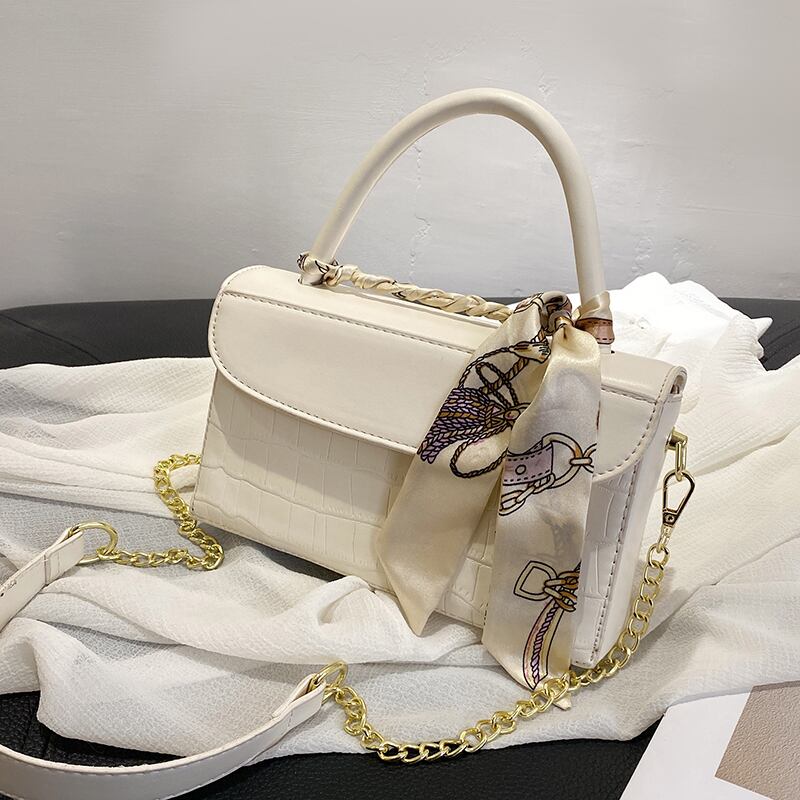 スタイルレッドチェーン スクウェア 手作りハンドバック78268114093