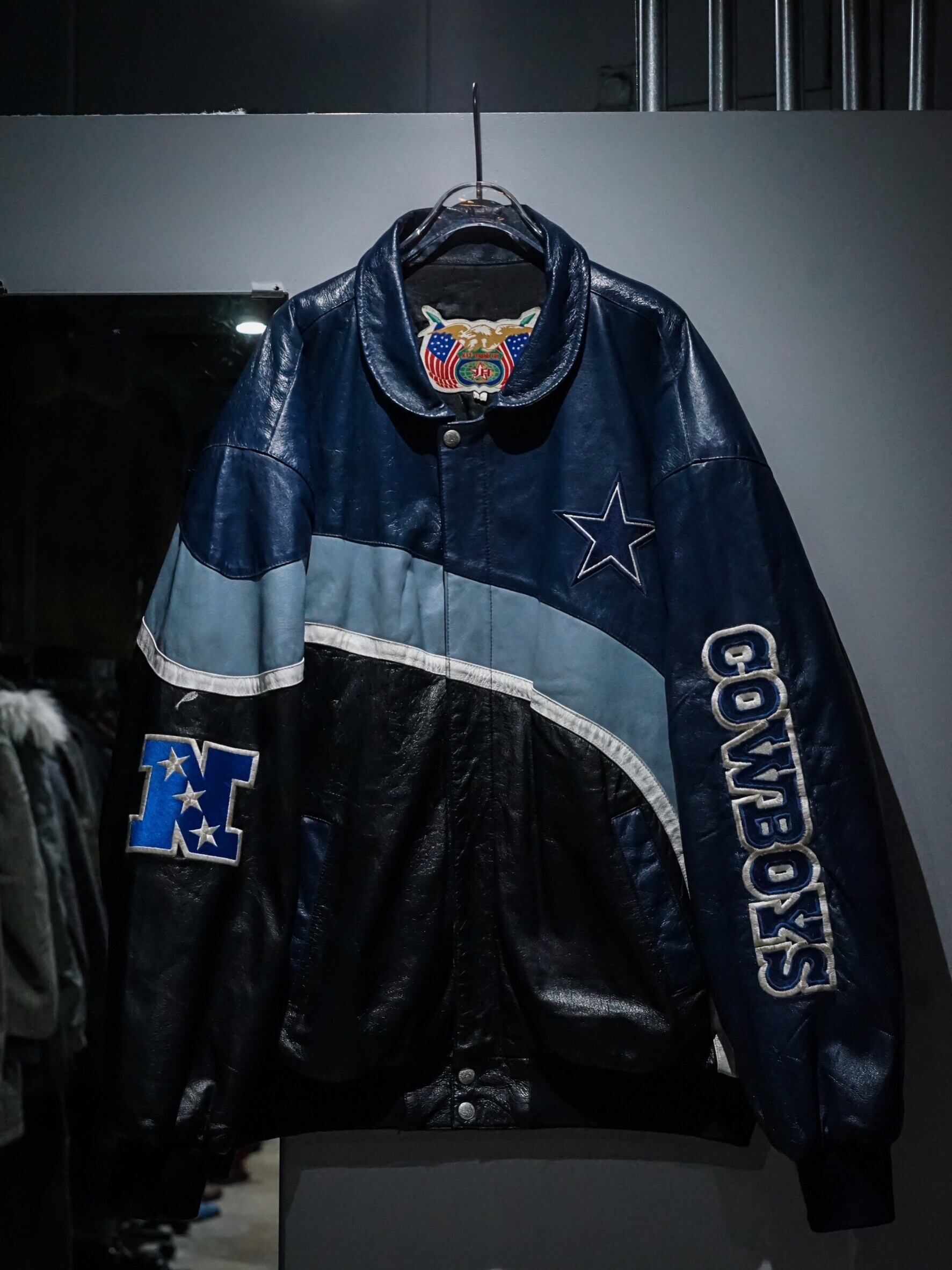 add (c) vintage】