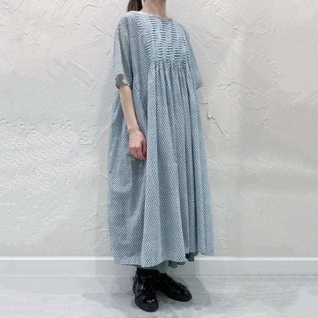 最終値下げ メゾン ド ソイル　SMALL FLOWER BLOCK PRINT メゾン ド ソイルSMALL FLOWER BLOCK PRINT