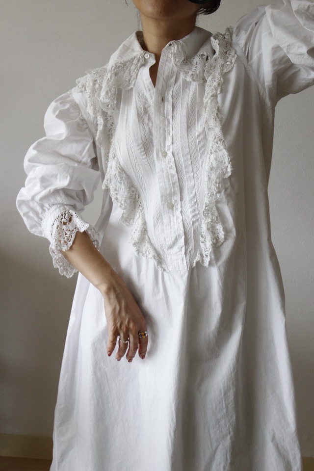 1920s French Lace Design Cotton Dress