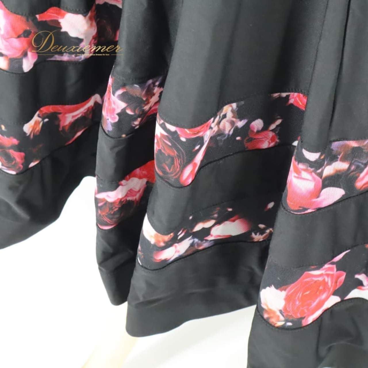 社交ダンス 衣装 Leirena レイリーナ スカート レッスンウェア ブラック系 ピンク系 レッド系 パープル系 花柄 赤 黒 紫 スタンダード 練習着 練習用 モダン 上品 気品 エレガント かわいい 大人っぽい 華やか レディース 競技ダンス ソシアルダンス ボールルームダンス モダンフラワー 花柄スカート タンゴ ワルツ スタンダードダンス ラテン 発表会 競技用 ダンスウェア ダンス服 フレアスカート 社交ダンス練習 社交ダンスレッスン フォーマル 上品レディース エレガントレディース