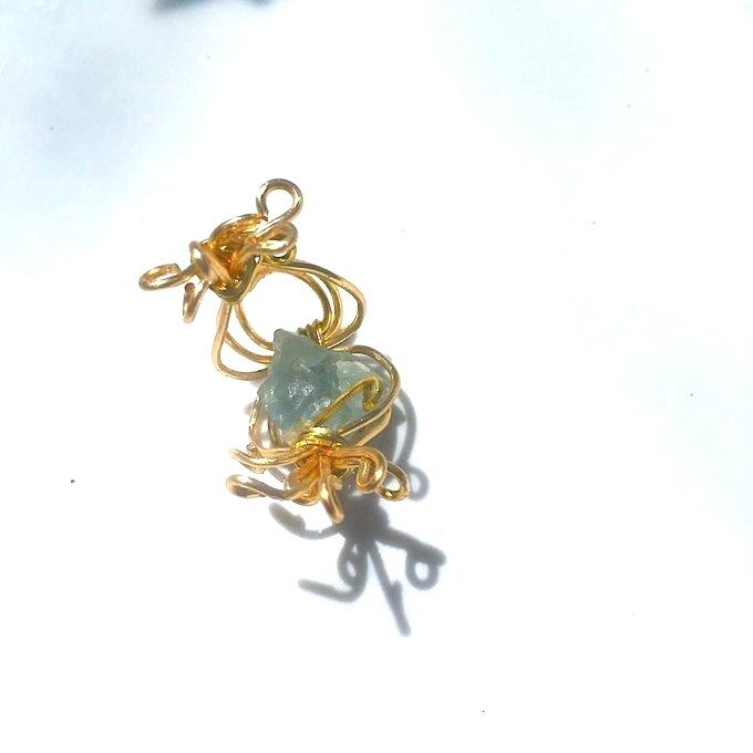 【一点物】✦3月の誕生石✦⋆.·Panier de Aquamarine⋆.·アクアマリンの原石ネックレス·.⋆✦