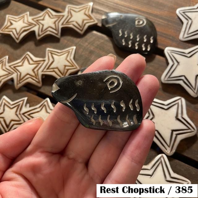 BONE 箸置き ベアー ブラック / chopstick rest black bear 水牛骨 動物 くま キッチン雑貨 ハンドメイド 手作り 一点もの ギフト プレゼント