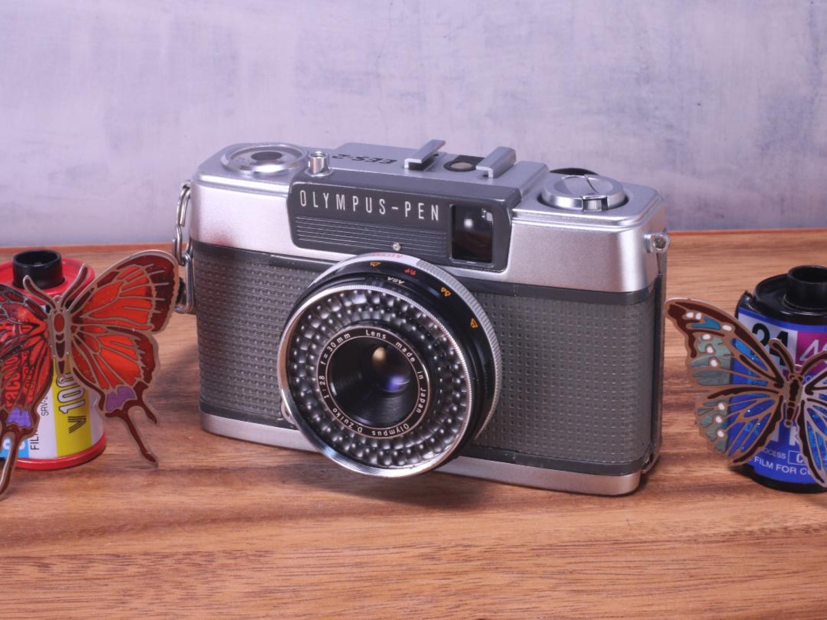 OLYMPUS PEN EES-2 | Totte Me Camera