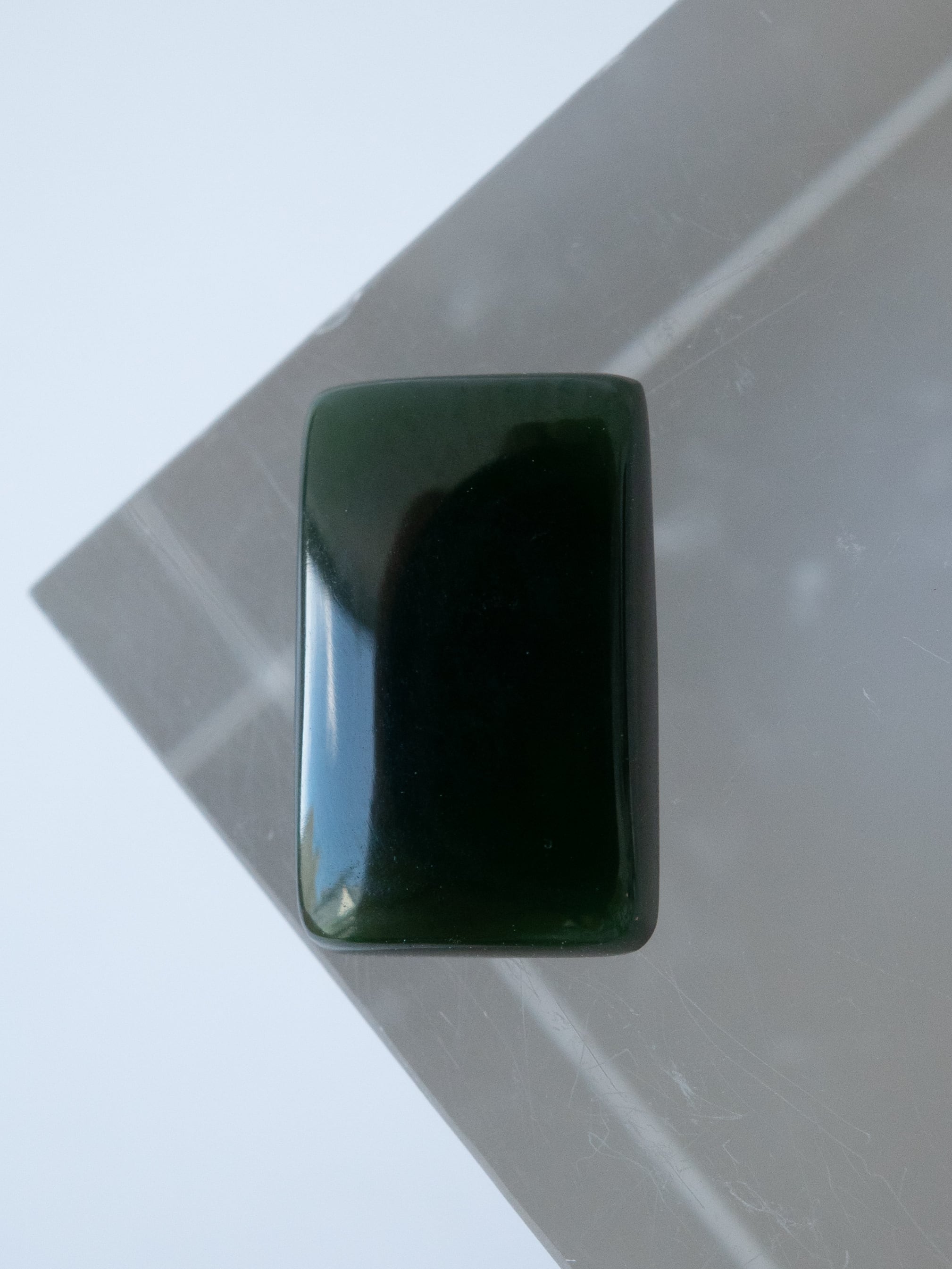 黒翡翠 - b15 | SELSHA