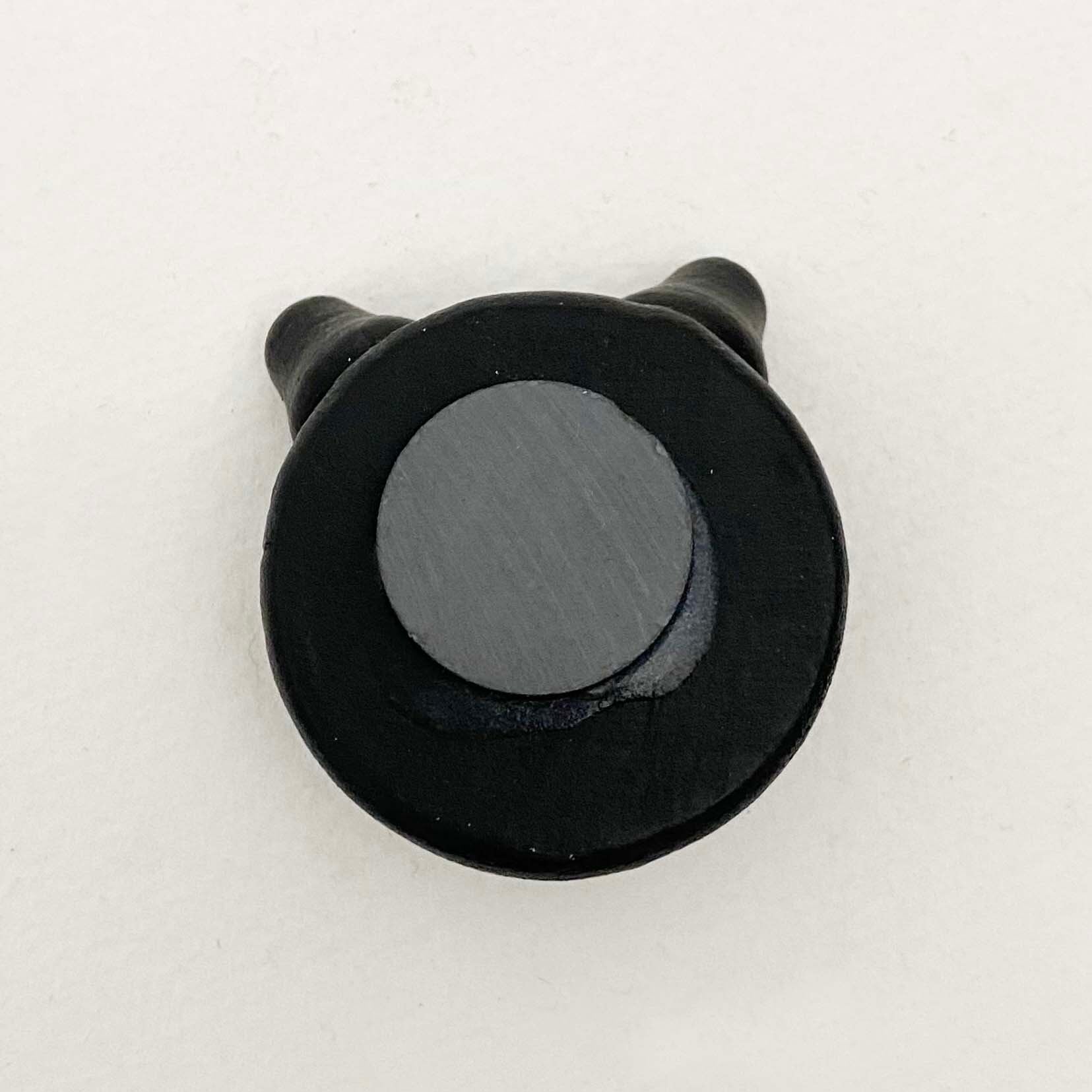 バルトのネコのマグネット