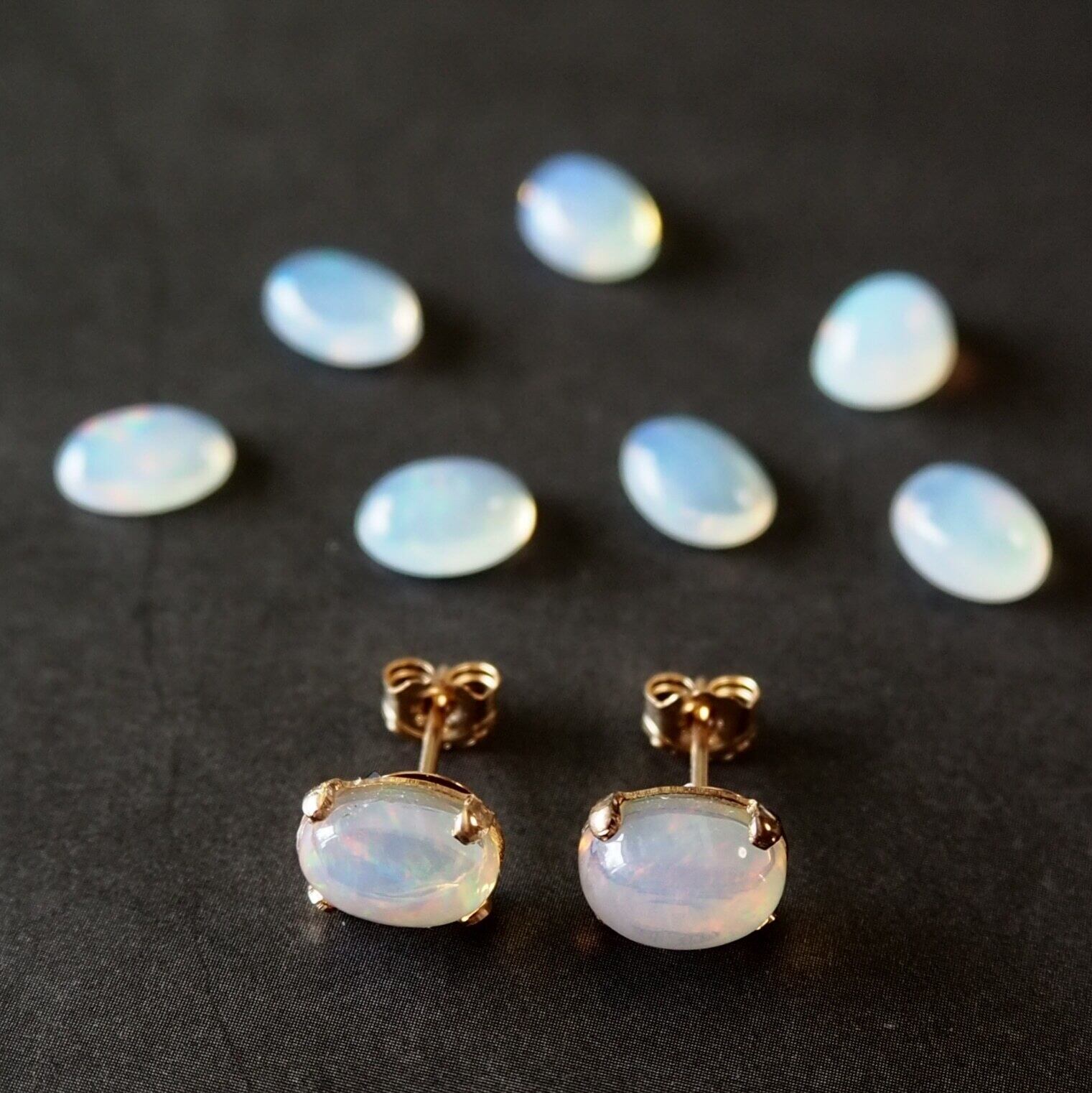 エチオピア産オパールのスタッドピアス | yasaca