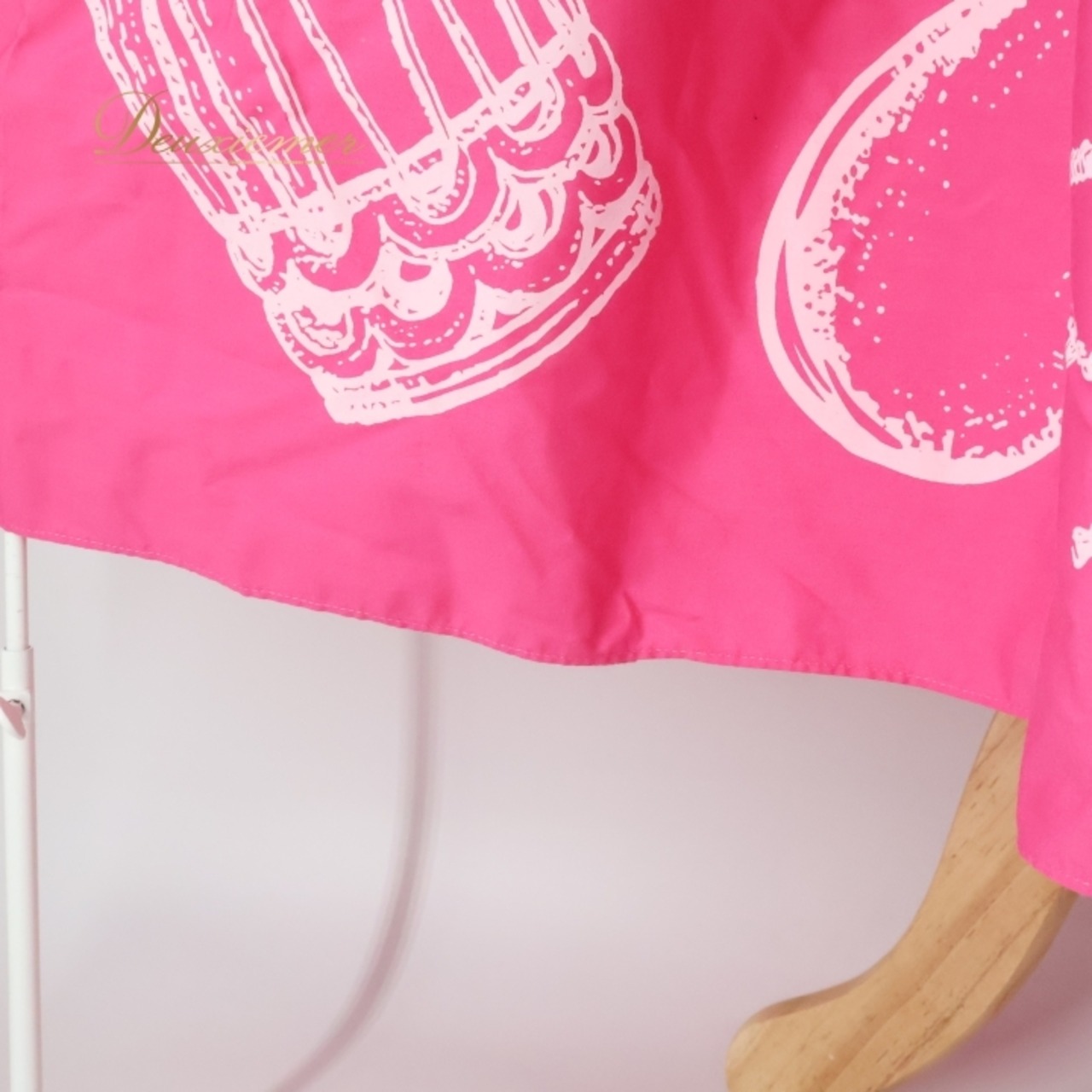 フラダンス 衣装 ワンピース ドレス ピンク系 メネフネプランテーション 日本製 イプヘケ柄 パフ柄 プーニウ柄 MENEHUNE PLANTETION 楽器柄 ハワイアンプリント アロハ フラ ダンス レッスン 練習 華やか 鮮やか かわいい おしゃれ キャミソールドレス ホワイト系 ピンク 白 フラダンスワンピース ドレスピンク おしゃれ服 フラ衣装 楽器プリント ハワイアンスタイル アロハドレス ふんわりスタイル レッスン用