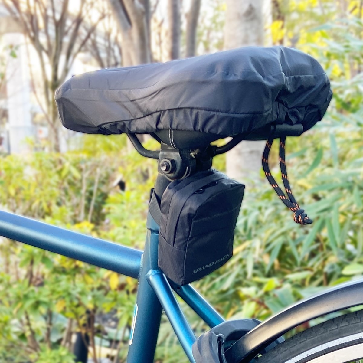 レジャーシートにもなる持ち運び専用自転車カバー | 仕掛人101