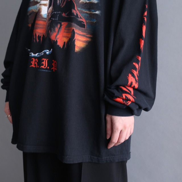 front and sleeve and back good printed l/s tee