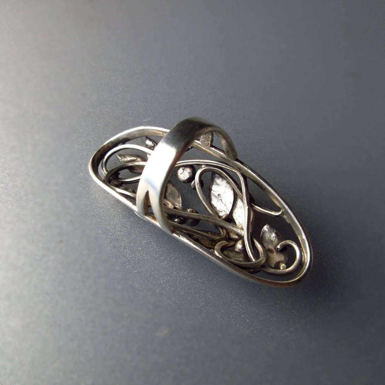 葉のモチーフ・シルバーリング 【万葉】 | 【彫金】クラフトジュエリーBeen