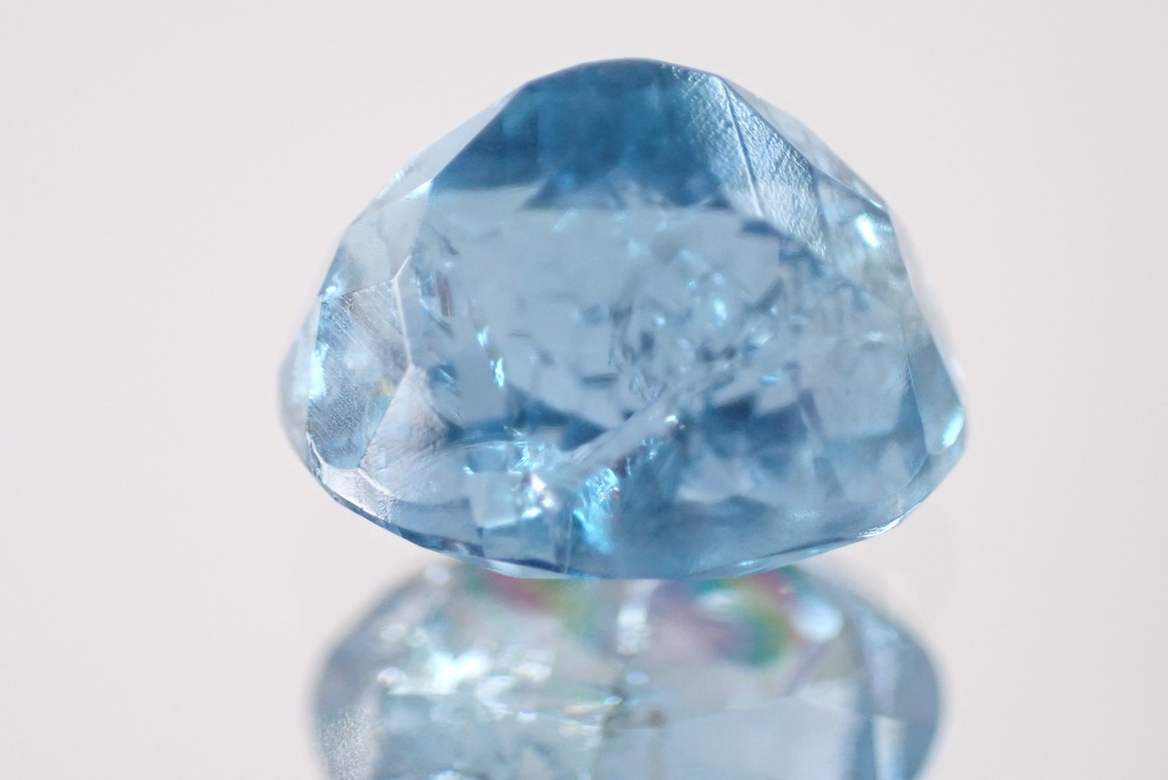 クラックロンドンブルートパーズ　4.59ct　[C3‐22]