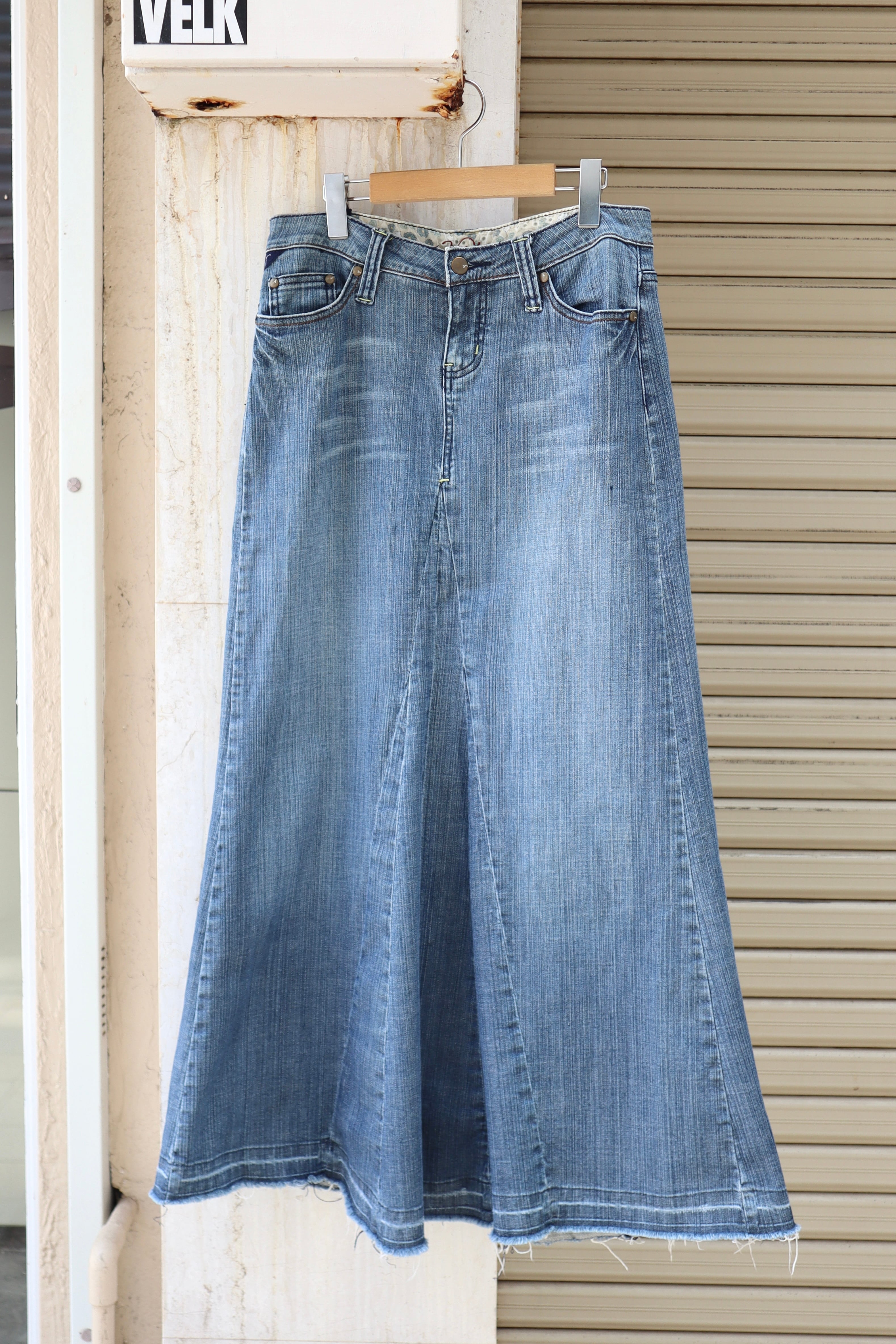 USED 00s vanity long denim skirt