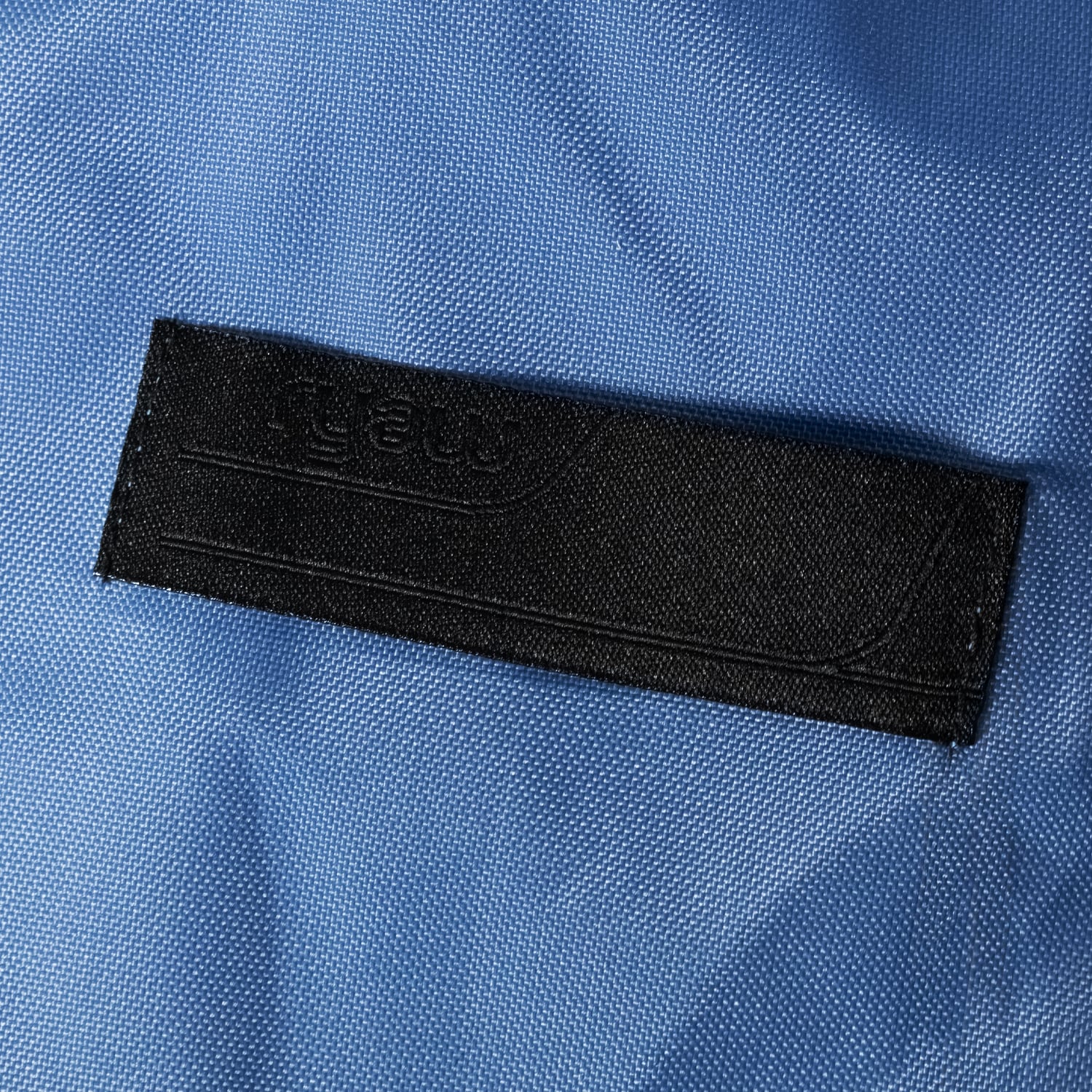 UNEEK BASEMNT - Discover independent style.