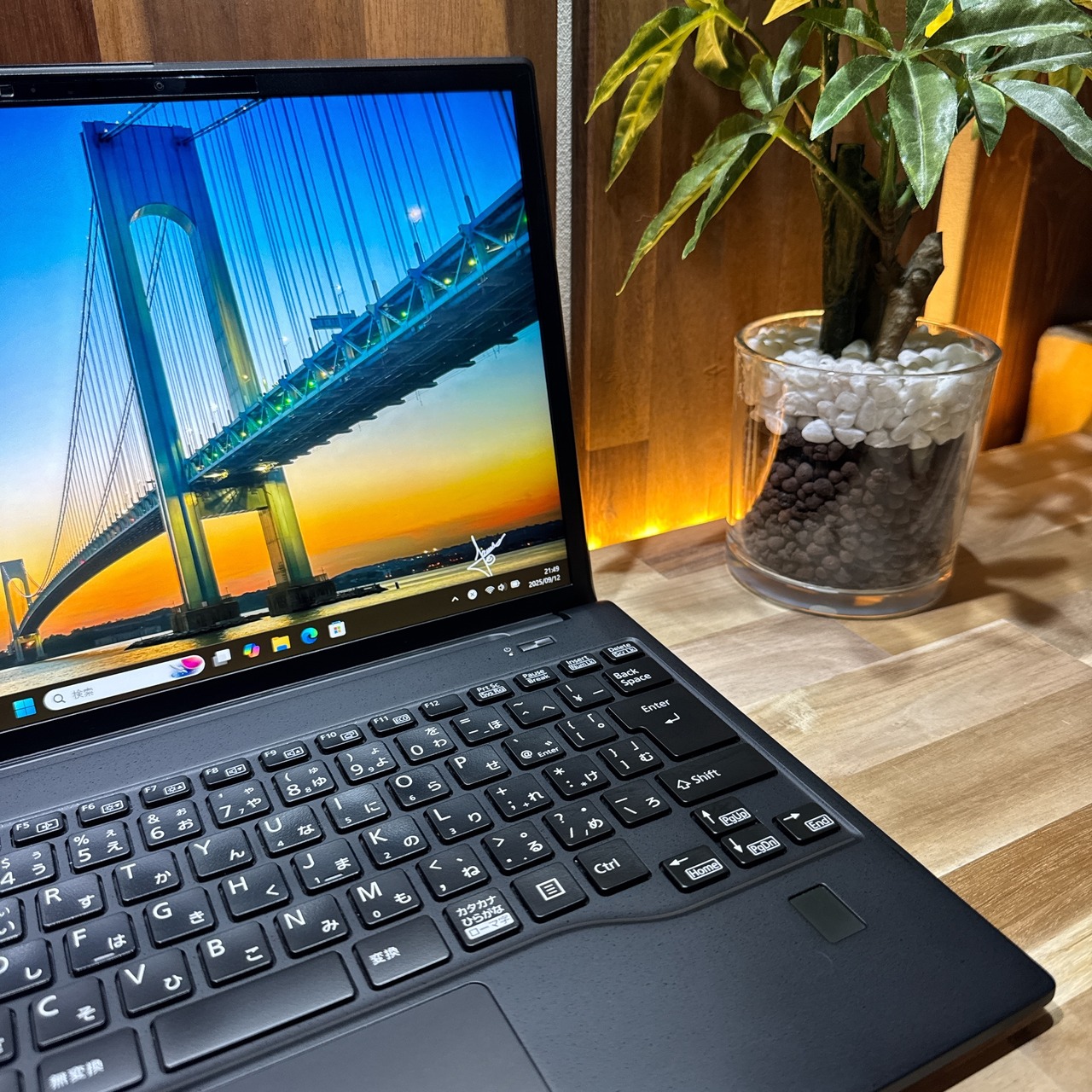 \ 公式ショップ限定価格❣️/ 準美品《LTEモデル》2023年製 LIFEBOOK U9313/M 第13世代 メモリ8GB SSD256GB ノートパソコン 安心サポート&3ヶ月保証付き