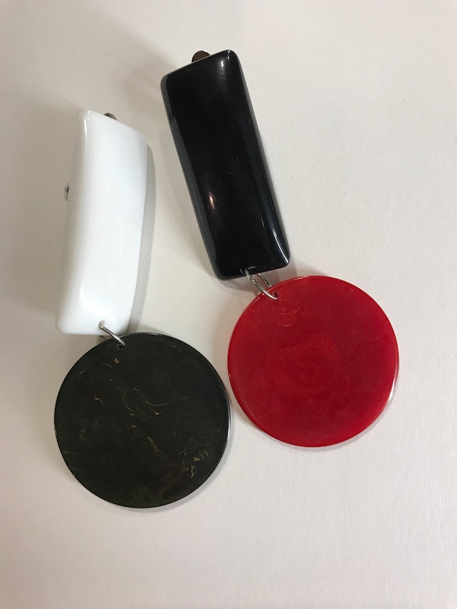 Desiner's bakelite black × red × white earrings ( デザイナーズ ベークライト レッド × ブラック × ホワイト イヤリング