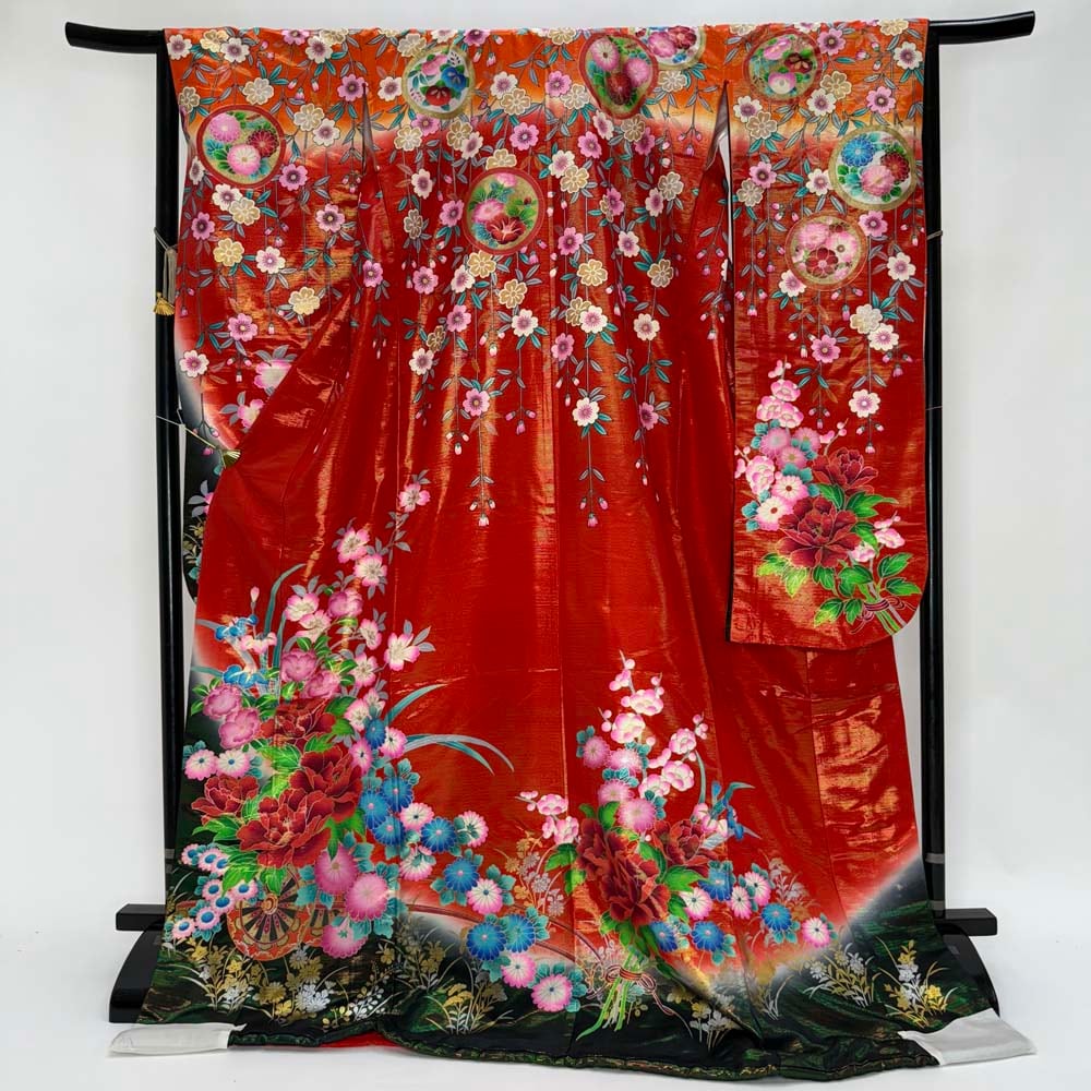 本振袖 引き振袖 ポリエステル 黒 花柄 古典 刺繍 結婚式 裄66cm Bランク 花嫁衣装 Mサイズ 4443