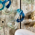 手吹きガラスの一輪挿し　ブルー