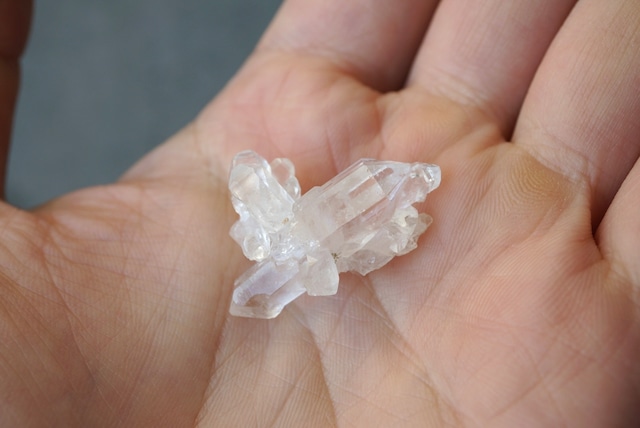 パキスタン産ファーデンクォーツ Faden Quartz 1786