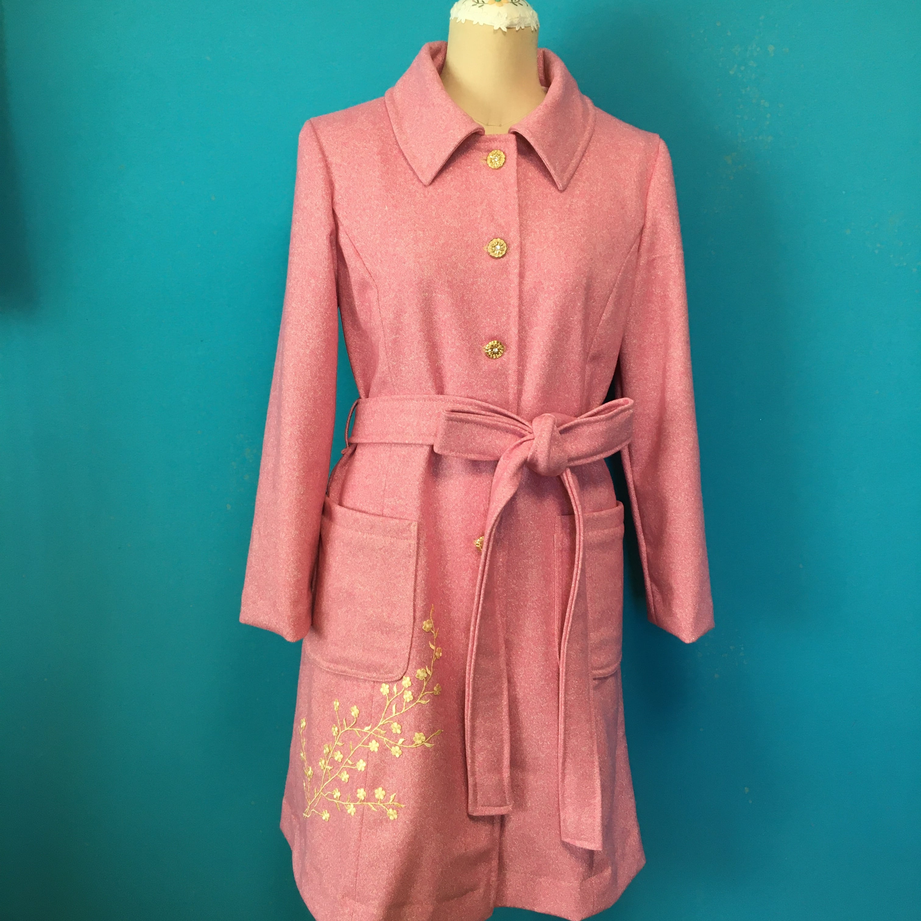 Vintage ボタンと桜色ウールのコート　Lサイズ　セール