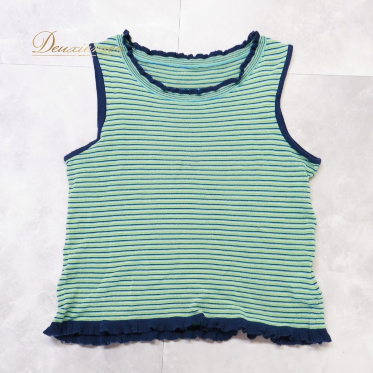 レディース トクコプルミエヴォル TOKUKO 1er VOL トップス ブラウス グリーン系 ノースリーブ 袖なし ボーダー フリル 緑 青 紺 伸縮 ストレッチ カジュアル かわいい 爽やか 日本製 レディースファッション ネイビー系 ブルー系