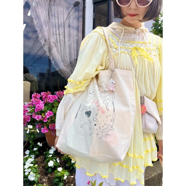 she so original tote bag
