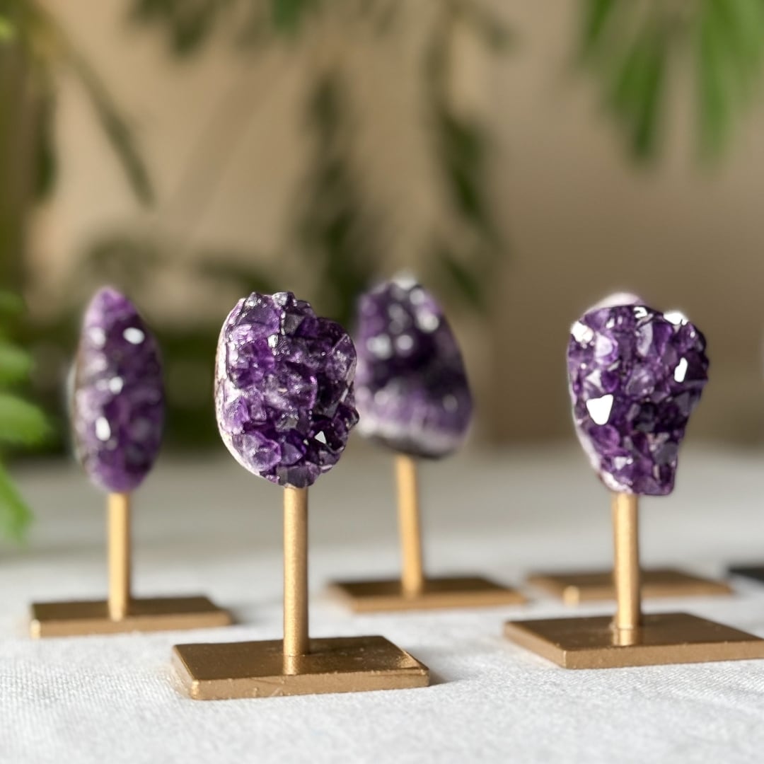 アメジスト スタンド付き （ゴールド）【送料無料】｜Amethyst on Iron